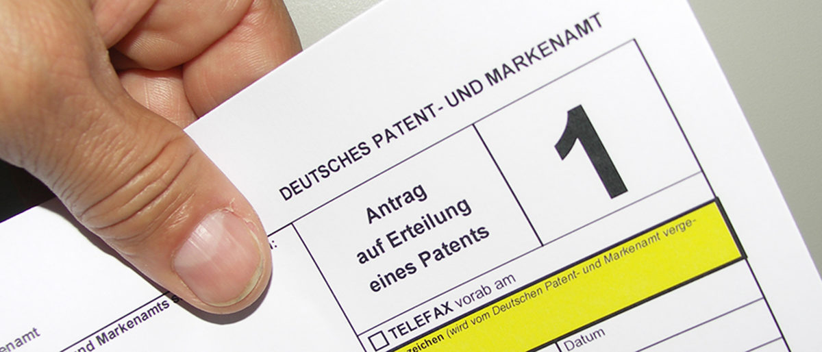 Hand Patent Patentanmeldung Papier Formular