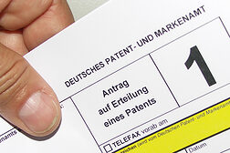 Hand Patent Patentanmeldung Papier Formular