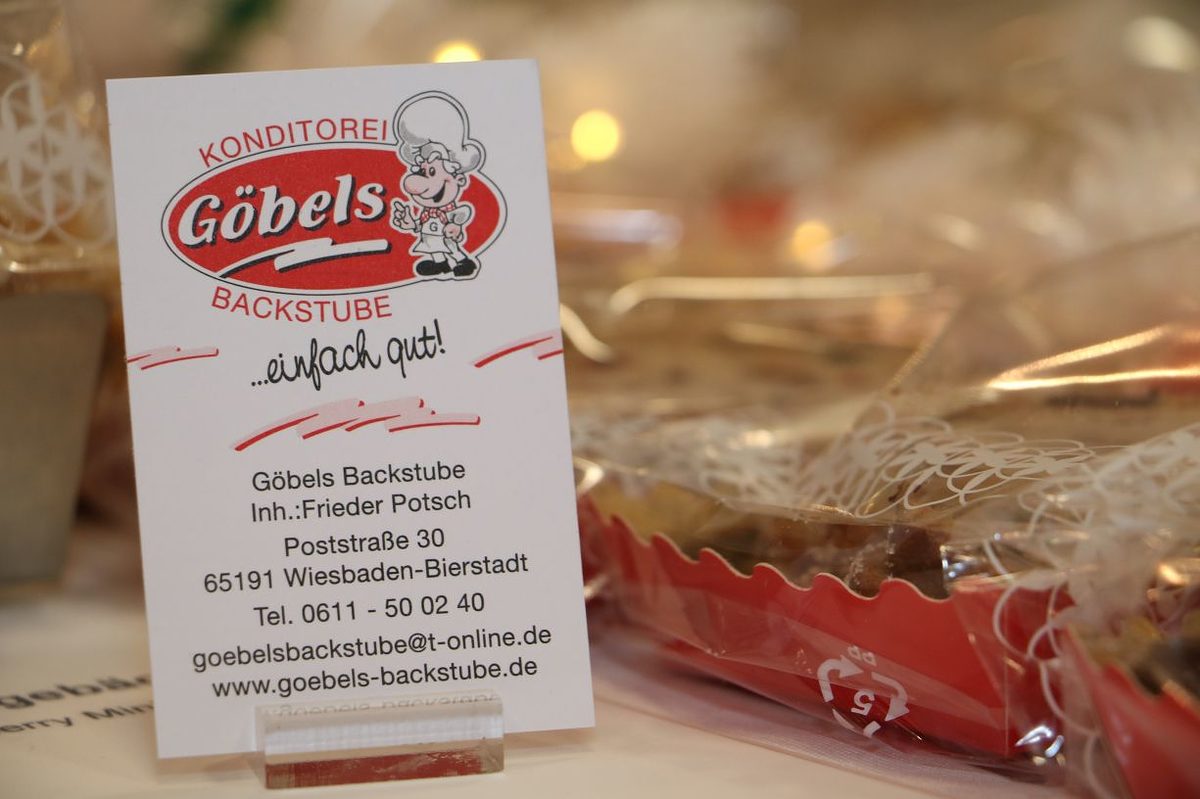 Weihnachtsbäckerei 48