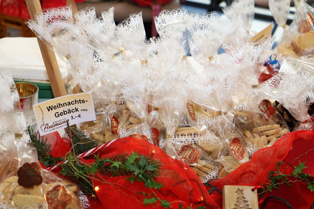 Weihnachtsbäckerei 64