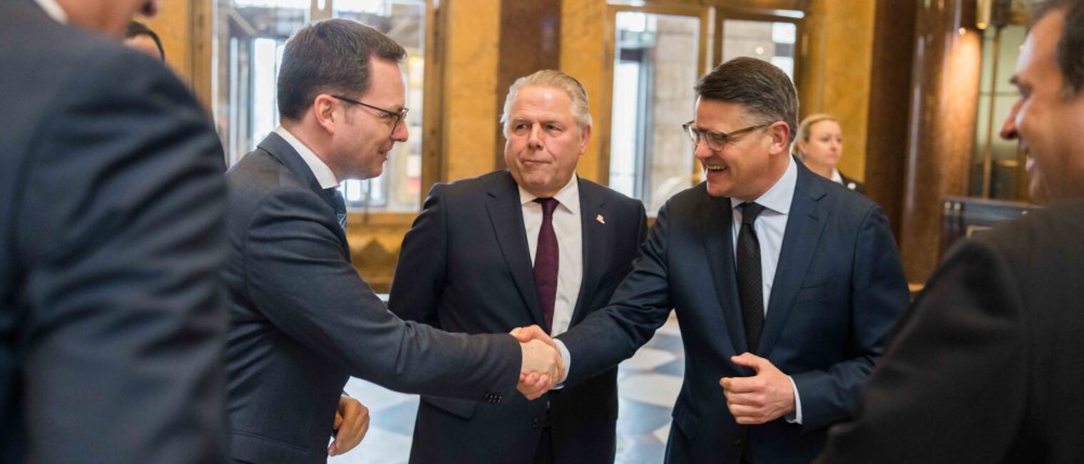 Impressionen der Meisterfeier des Jahrgangs 2022 am 18. Februar 2023 vor und w&auml;hrend der Veranstaltung im Kurhaus Wiesbaden.