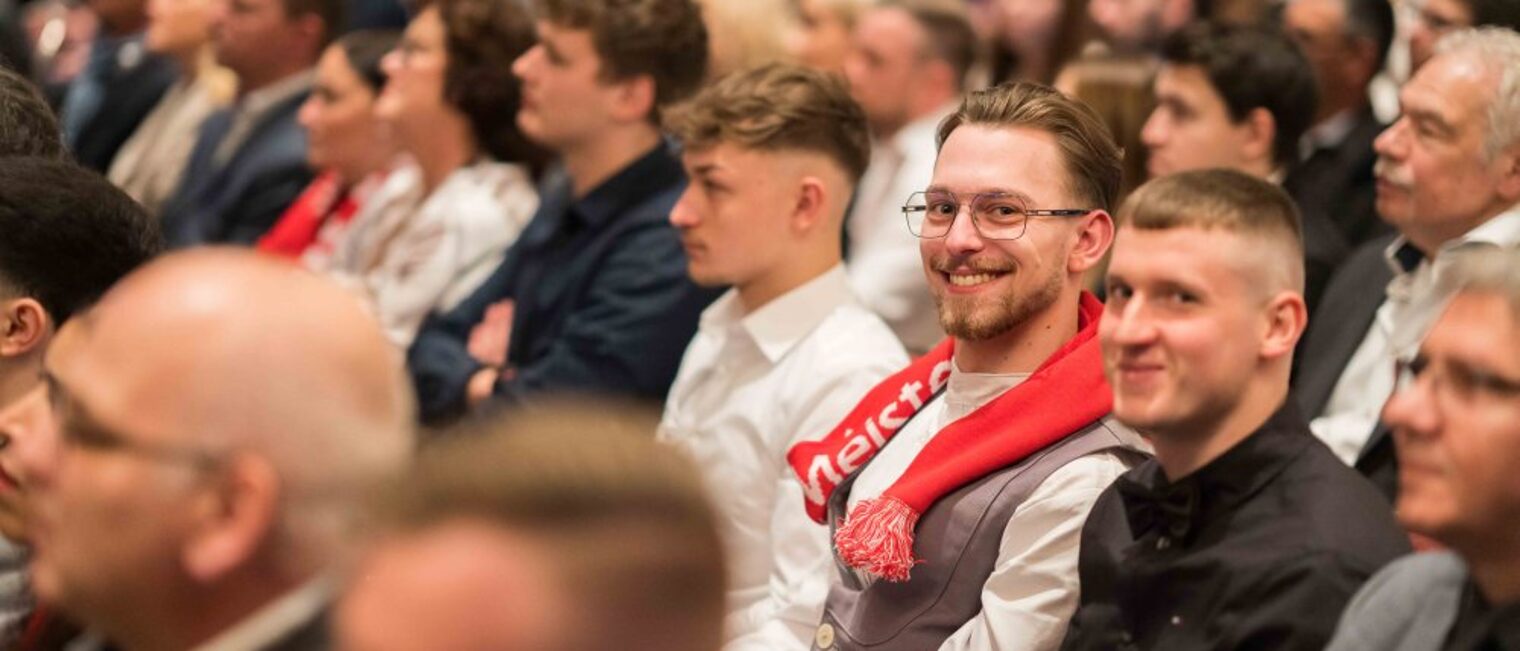 Impressionen der Meisterfeier des Jahrgangs 2022 am 18. Februar 2023 vor und w&auml;hrend der Veranstaltung im Kurhaus Wiesbaden.