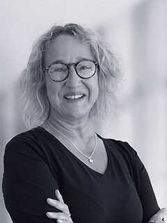 Portraitfoto von Claudia Niedermayer, Mitarbeiterin der Handwerkskammer Wiesbaden, Abteilung Kommunikation und Veranstaltungen
