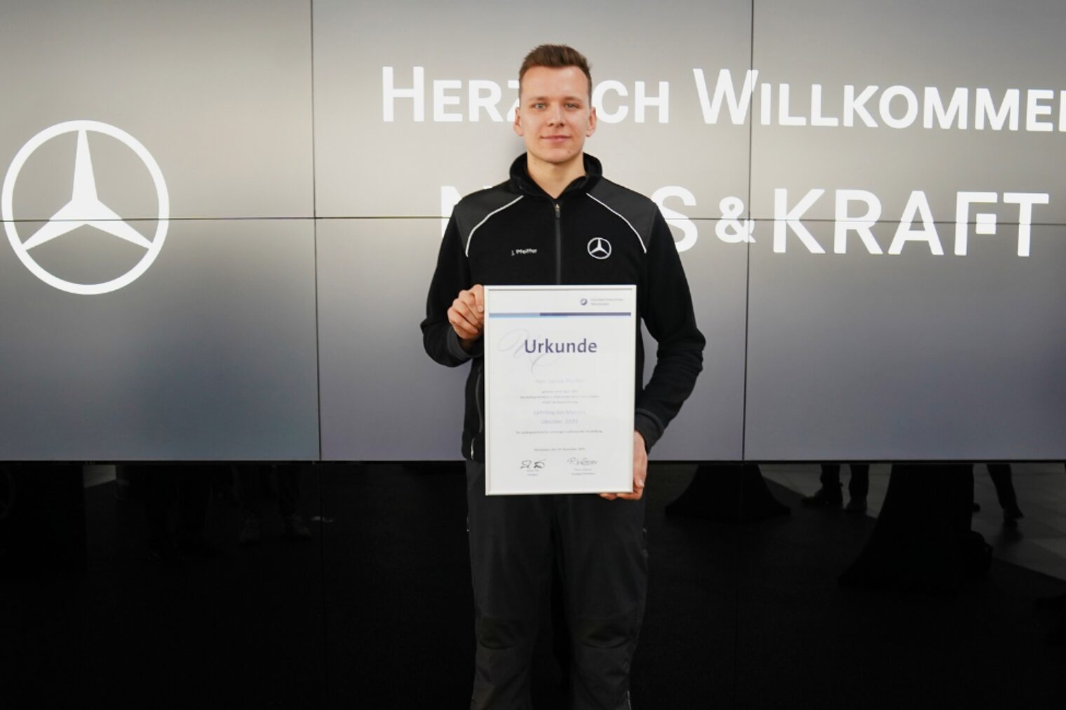 Jannik Pfeiffer ist Lehrling des Monats Oktober 2025