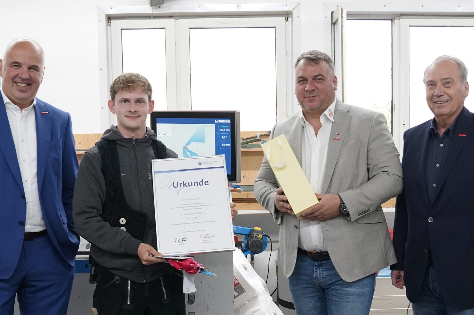 Gruppenbild bei der Auszeichnung.