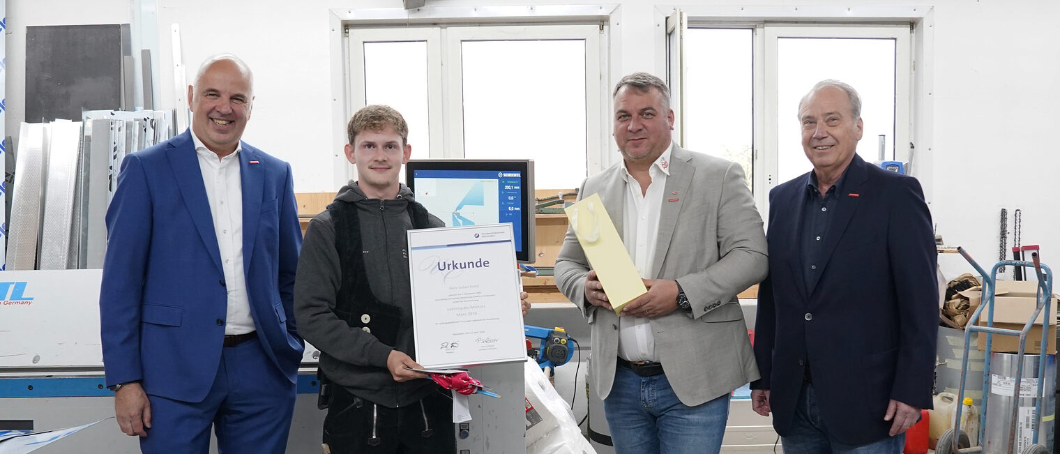 Gruppenbild bei der Auszeichnung.