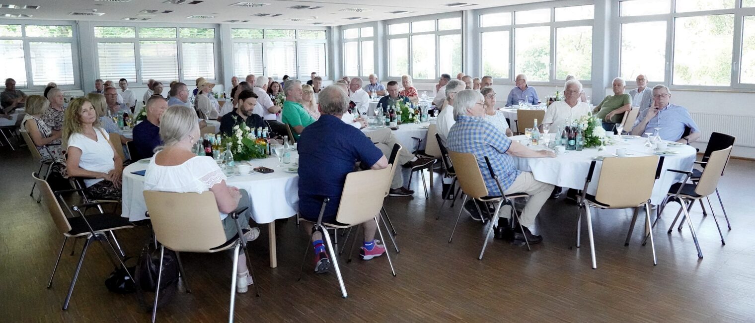 Blick in den großen Saal während der Feierlichkeiten "Verleihung Goldene Silberne Meisterbrief 2026"